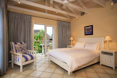 Queen Rooms