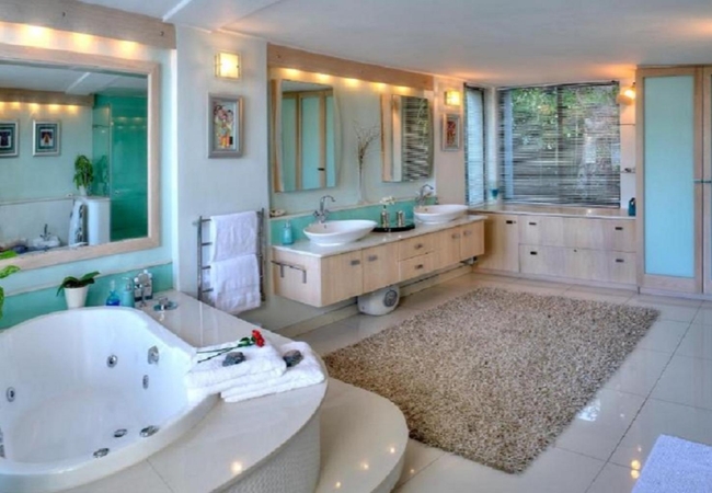 Starlight Premier @ 185 On Beach