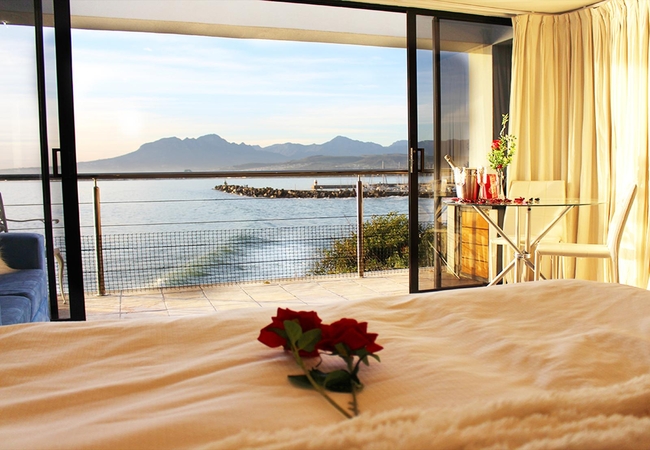 Starlight Premier @ 185 On Beach