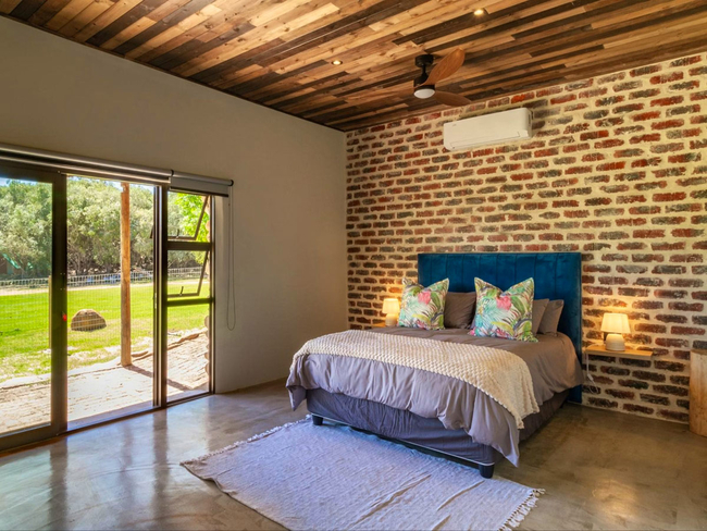 Steenbok Wild Olive Cottage