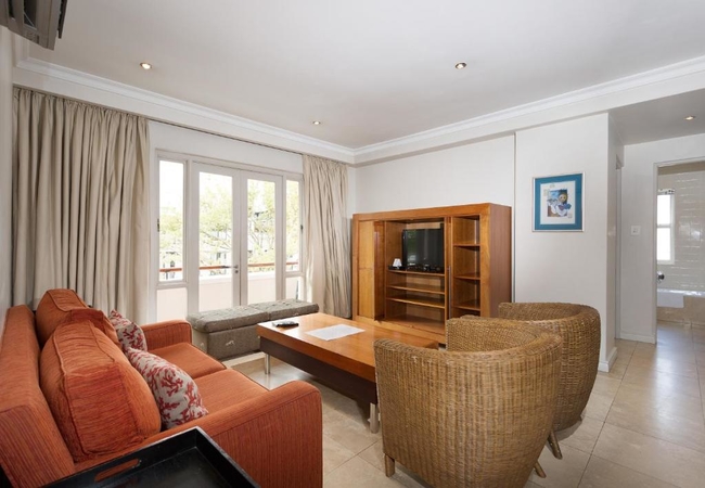 Three-Bedroom Apartment 