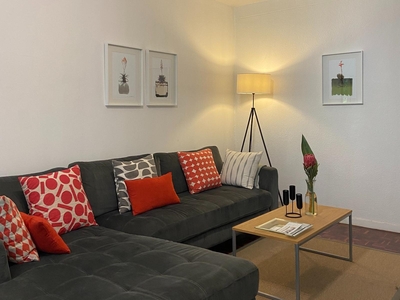 Superior One-Bedroom Apartment
