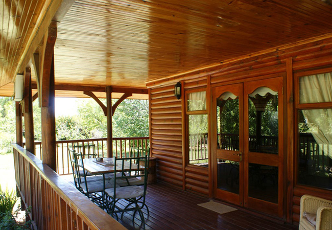 Stoffels Rus Log Cabin