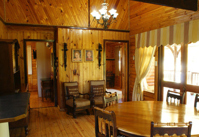 Stoffels Rus Log Cabin