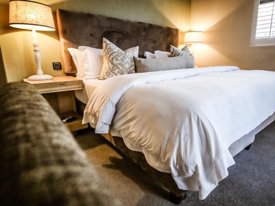 Superior King with Plunge Pool