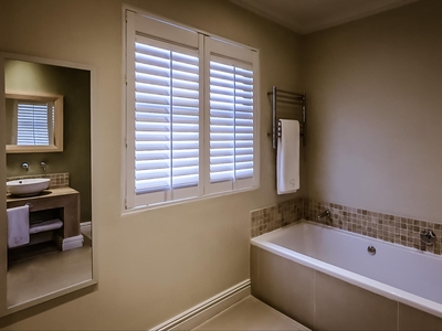 Superior King with Plunge Pool