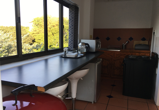 Flat No 5 Large Studio Unit Upstairs