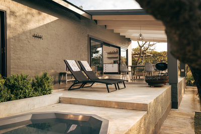 Saringa Cottage (with hot tub)