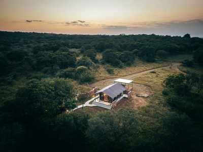 Hideout (with hot tub)