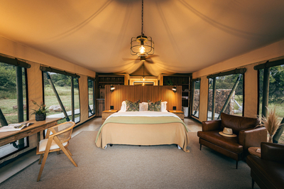 Hideout (with hot tub)