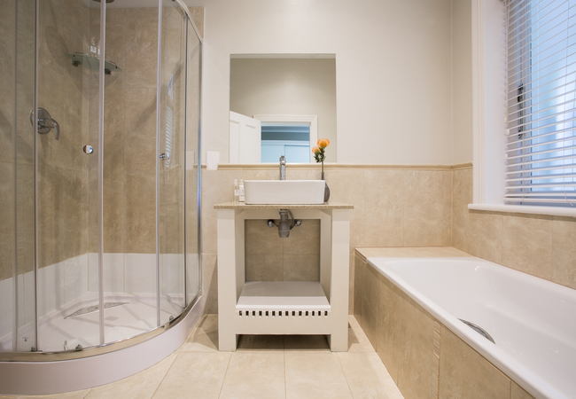 Room 1 - Terrace Double Bathroom