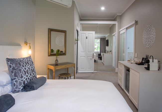 Room 5 - Standard Double