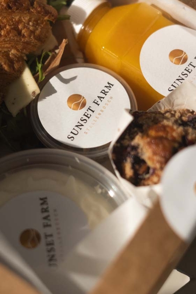 Breakfast boxes