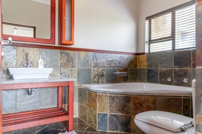 Sunshine Retreat at Zebula