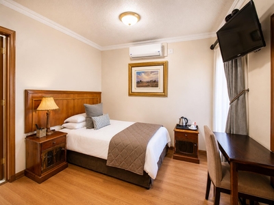 Single Standard Room