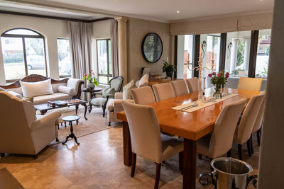 SuperTubes Bed & Breakfast