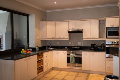 SuperTubes Bed & Breakfast