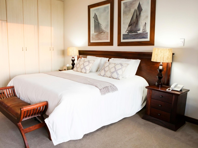 Twin / King Luxury Sea Facing