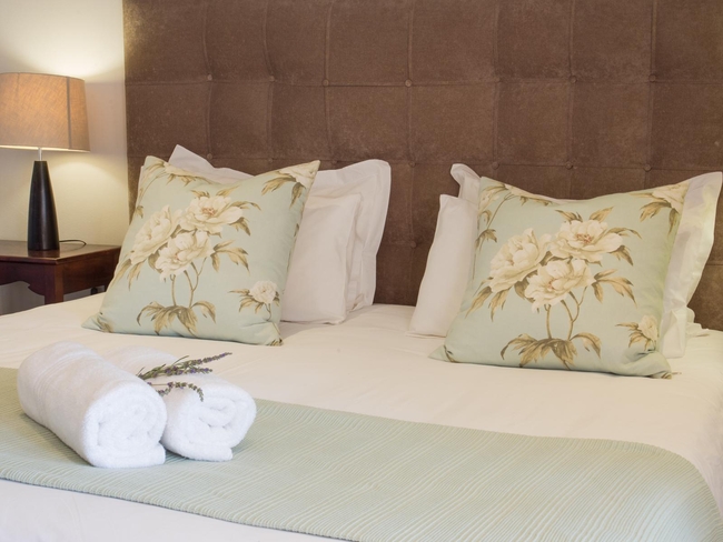 Twin / King Classic / Non Sea Facing