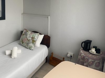 Suzie's Coffee Shop Accommodation