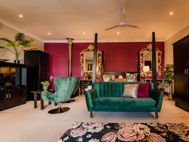 Luxury Grand Suite: Rose Quartz