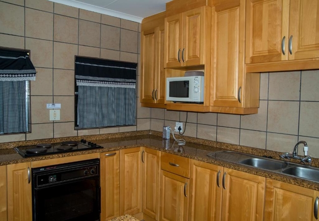 Tamboti Unit 5 - small family unit