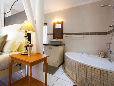 Standard Queen Rooms