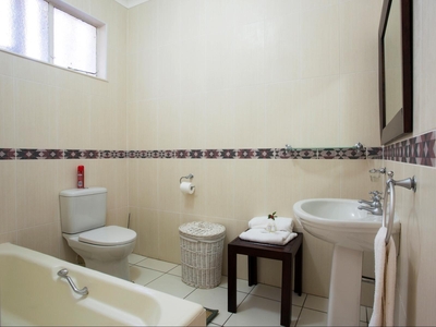 Standard Queen Rooms