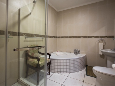 Standard Queen Rooms