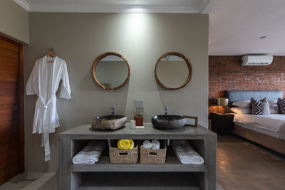 Tamboti River Lodge