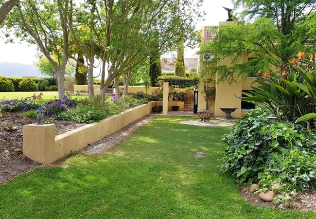 Red Bishop Family Unit