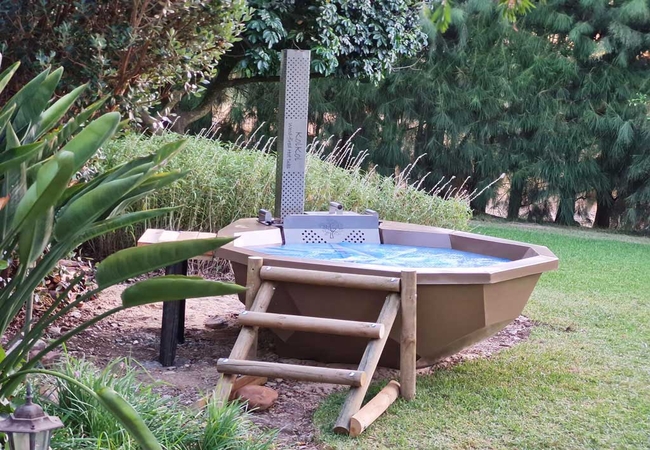 Red Bishop Family Unit