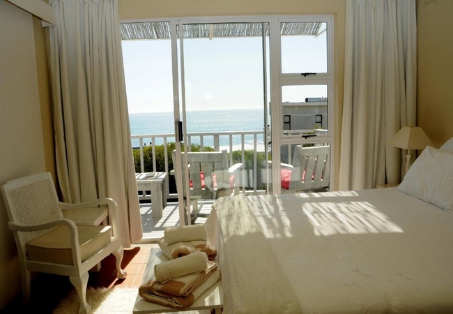 Double Room with Balcony and Sea View