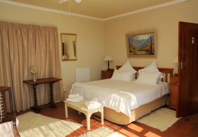 Large Double Room with Balcony and Sea view