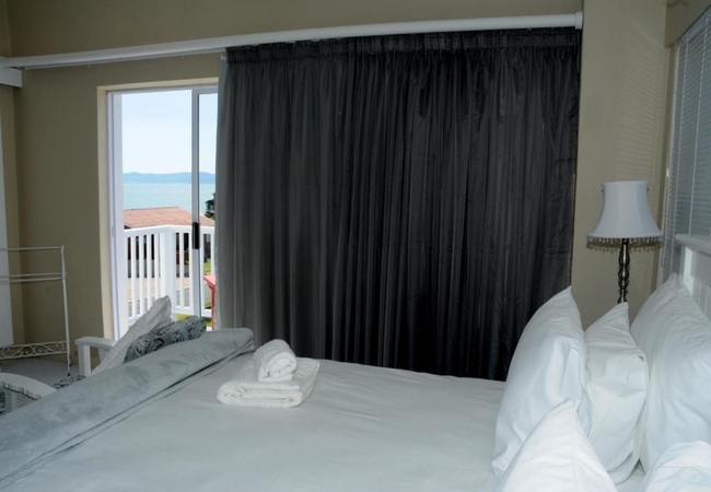 Deluxe Double Room with Balcony and Sea View