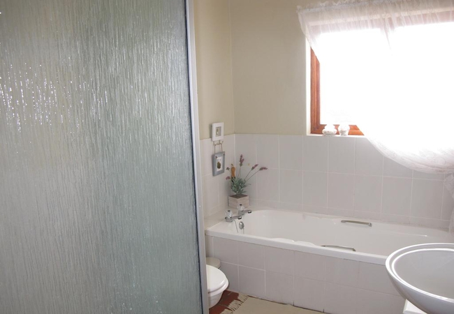 Family Room with Sea View and Balcony