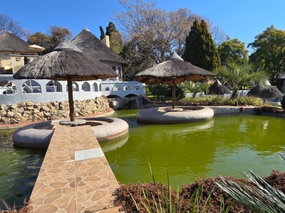 Beverly Hills Lodge