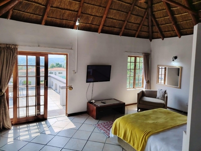 Queen Room with Views