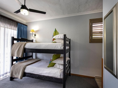 Standard Interleading Room