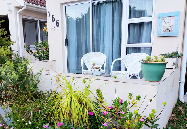 exterior queen shower