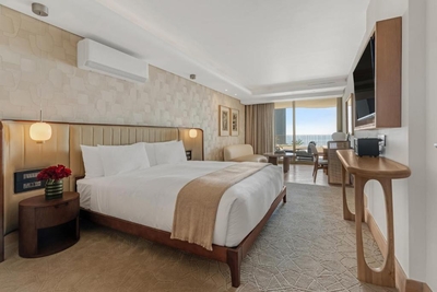Deluxe Sea Facing Room