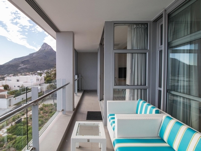 Luxury Two Bedroom Apartment