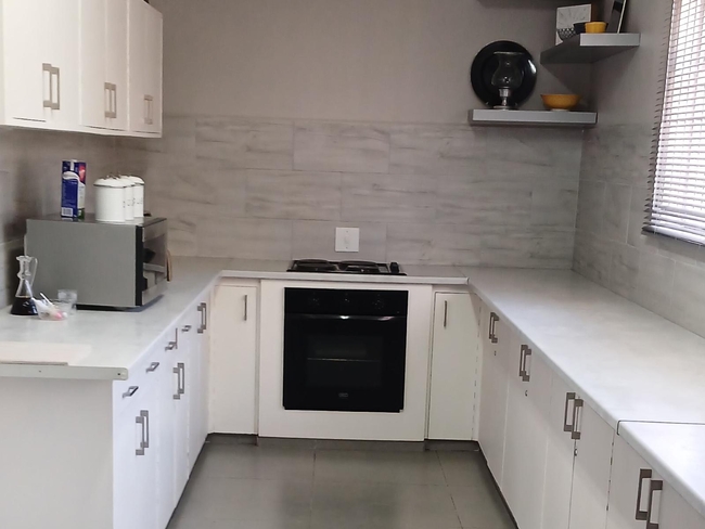 Six Sleeper Apartment