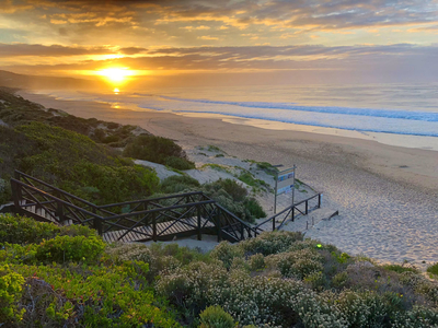 The Dunes 80