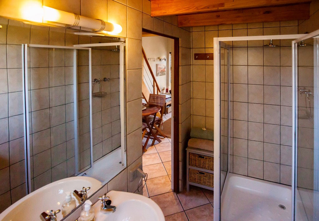 Theebos Self Catering Apartment