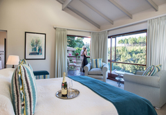 Premier Suite Gorge and Sea View