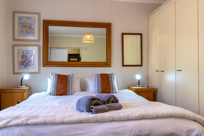 Luxury King Room