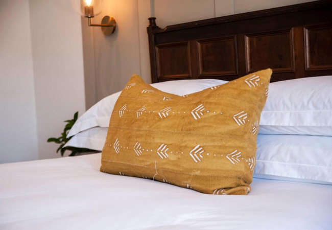 Deluxe Room - Bon Courage