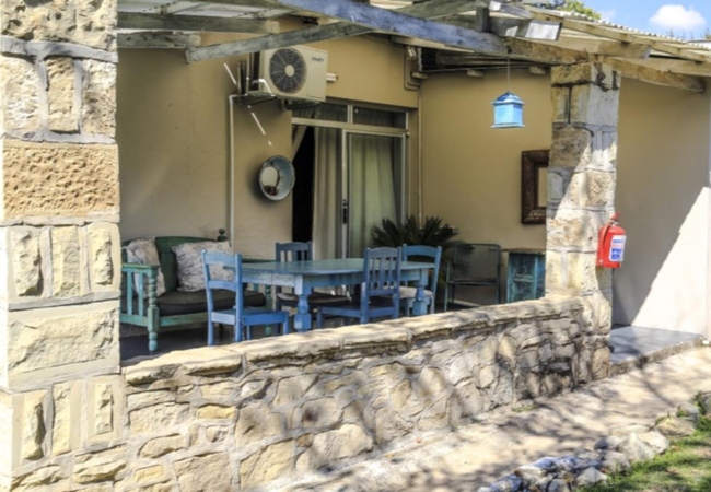 Classic Room Bath and Shower 1