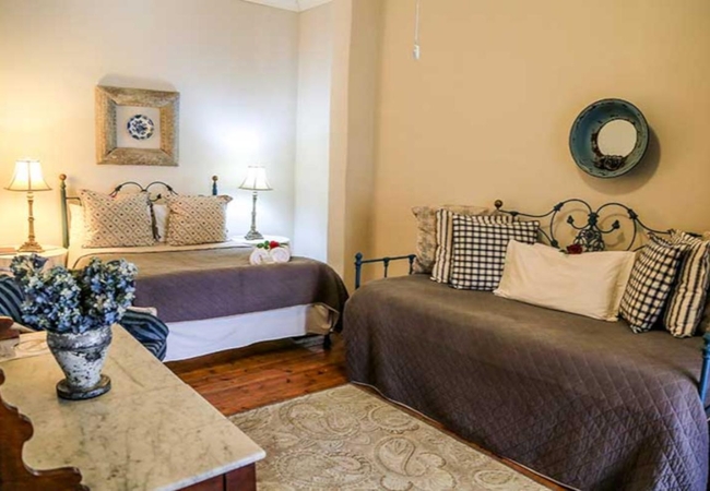 Classic Room Bath and Shower 1